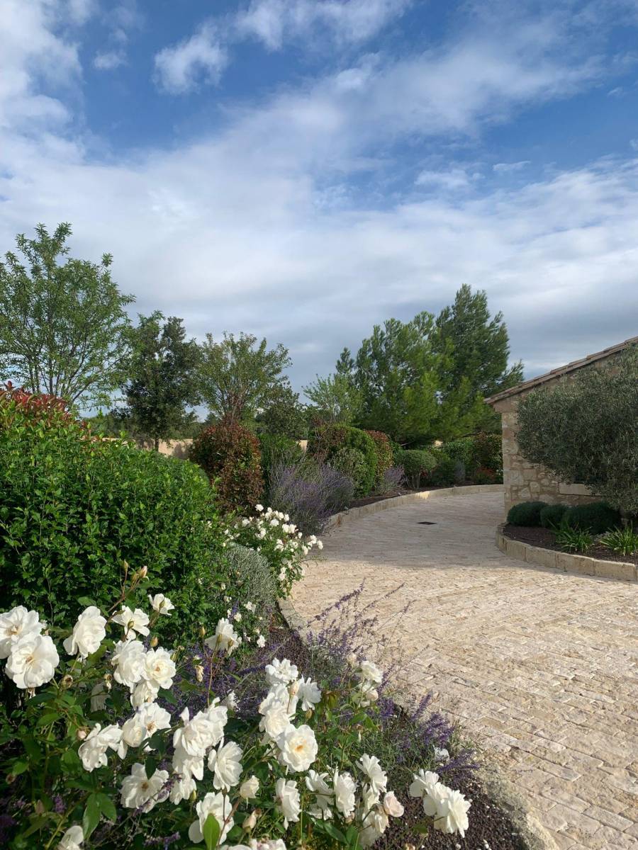 professionnel du paysage pour entretien de jardin à st remy de provence